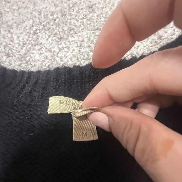 Women’s black Burberry Brit mohair sweater medium - Picture 4 of 9